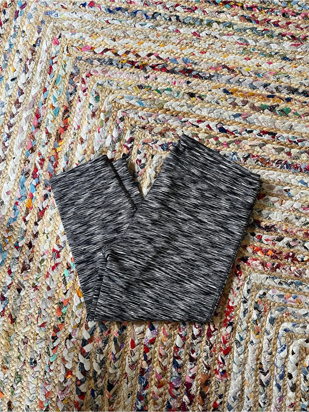 Women’s Black & White Space-Dye Active Leggings